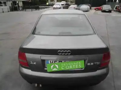 Veículo de Sucata audi a4 b5 (8d2) 2.5 tdi do ano 1999 alimentado afb