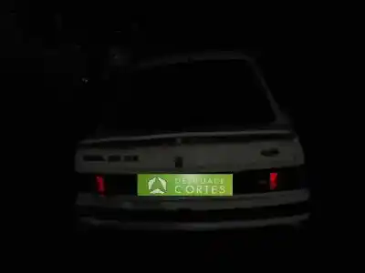 Véhicule à la ferraille ford sierra berlina g/n9 de l'année 1991 alimenté n9