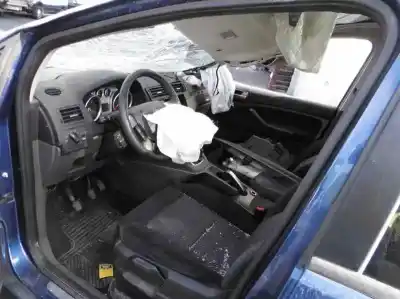 Здавання транспортного засобу ford c-max (cb3) g8db року 2009 потужний g8db