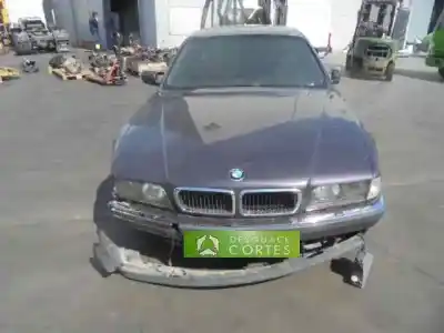 Vehículo de desguace BMW SERIE 7 (E38) 730i del año 2002 con motor M60B30