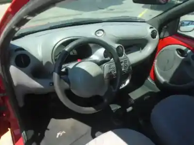 Veículo de Sucata ford ka (ccq) j4m do ano 2000 alimentado j4m