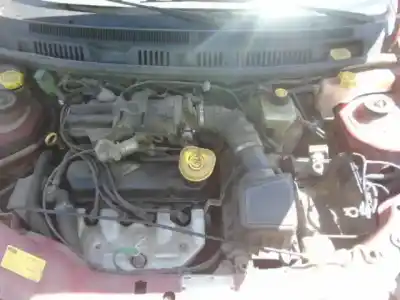 Veículo de Sucata ford ka (ccq) j4m do ano 2000 alimentado j4m