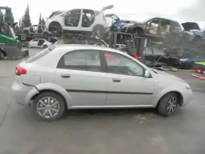 Veicolo di demolizione daewoo lacetti t18sed dell'anno 2004 alimentato t18sed