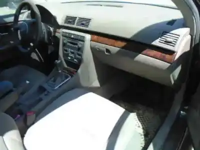 Scrapping Vehicle audi a4 b6 avant (8e5) 1.9 tdi of the year 2002 powered awx