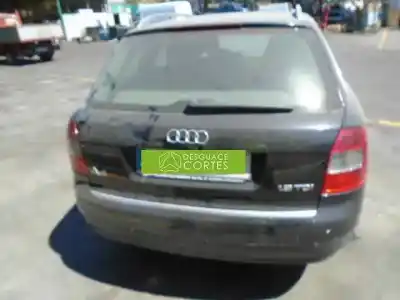 Scrapping Vehicle audi a4 b6 avant (8e5) 1.9 tdi of the year 2002 powered awx