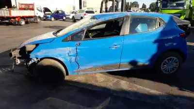 Здавання транспортного засобу renault clio iv h4b400 року 2019 потужний h4b400