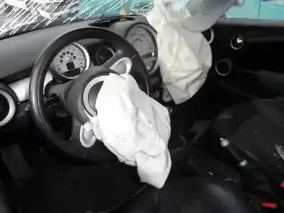 Veículo de Sucata mini mini (r56) n12b16a do ano 2007 alimentado n12b16a