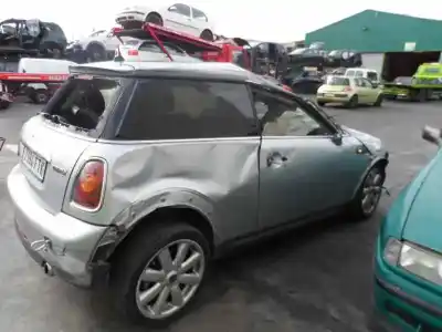 Veículo de Sucata mini mini (r56) n12b16a do ano 2007 alimentado n12b16a