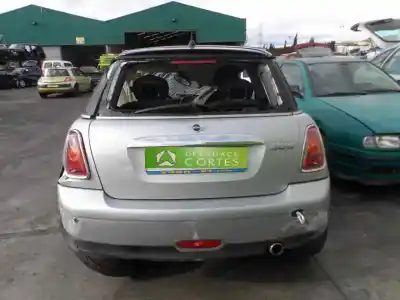 Veículo de Sucata mini mini (r56) n12b16a do ano 2007 alimentado n12b16a
