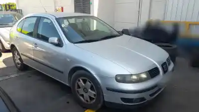 Здавання транспортного засобу seat leon (1m1) 1.6 16 v року 2005 потужний aus