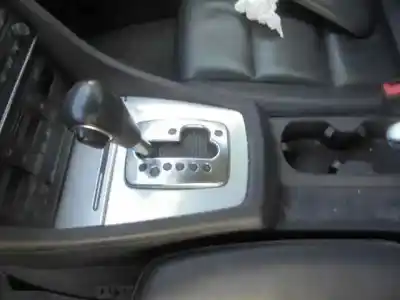 Здавання транспортного засобу audi a4 avant (8e) bpg року 2013 потужний bpg