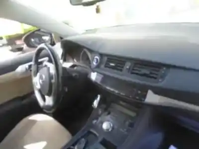 Scrapping Vehicle lexus ct (zwa10_) 200h (zwa10_) of the year 2013 powered 2zr