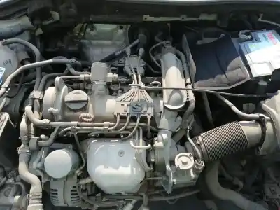 Здавання транспортного засобу seat leon (1p1) 1.2 tsi року 2011 потужний cbzb