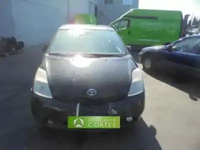 Здавання транспортного засобу TOYOTA PRIUS LIFTBACK (_W2_) 1.5 HYBRID (NHW20_) року 2004 потужний 1NZ-FXE