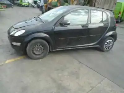 Здавання транспортного засобу smart forfour g-134910 року 2001 потужний 134910