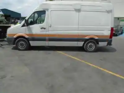Здавання транспортного засобу volkswagen                                         crafter combi (2e)                                                                                                                                                                                                                                         bjl року 2008 потужний bjl
