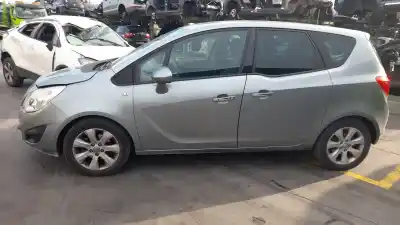 Vehicul casat opel meriva b a14nel al anului 2012 alimentat a14nel