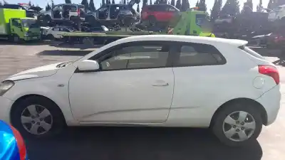 Scrapping Vehicle kia proceed (ed) d4fb of the year 2011 powered d4fb