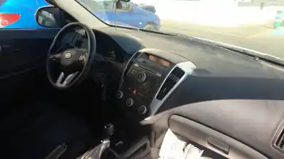 Scrapping Vehicle kia proceed (ed) d4fb of the year 2011 powered d4fb