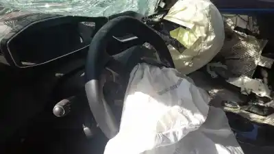 Sloopvoertuig peugeot 208 (p2) yh01 van het jaar 2021 aangedreven yh01