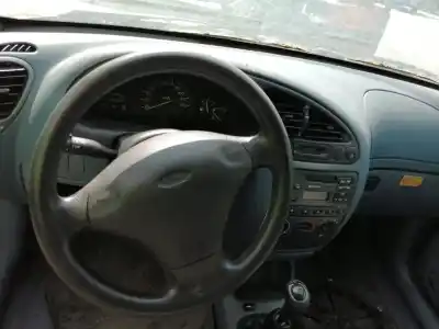 Sloopvoertuig ford fiesta berlina g/j4c van het jaar 1997 aangedreven j4c