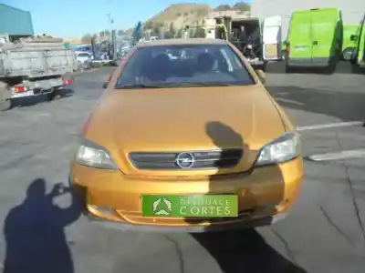 Sloopvoertuig OPEL ASTRA G COUPÉ (T98) 2.2 16V (F07) van het jaar 2000 aangedreven Z22SE