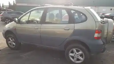 Scrapping Vehicle renault scenic rx4 (ja0) f9q748 of the year 2002 powered f9q748