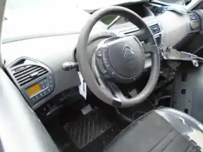 Scrapping Vehicle citroen c4 picasso rhb of the year 2008 powered rhb