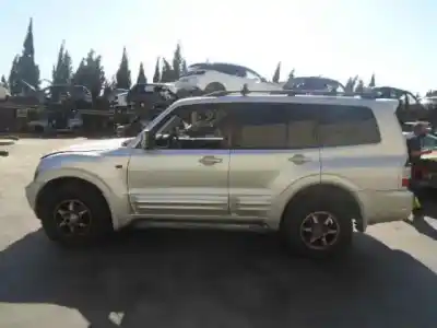 Scrapping Vehicle mitsubishi montero (v60/v70) d-4m41 of the year 2007 powered 4m41