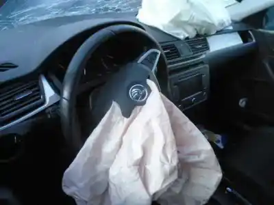 Здавання транспортного засобу skoda rapid (nh) cay року 2015 потужний cay Здавання транспортного засобу skoda rapid (nh) cay року 2015 потужний cay