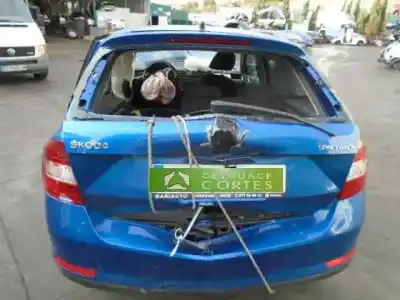 Здавання транспортного засобу skoda rapid (nh) cay року 2015 потужний cay Здавання транспортного засобу skoda rapid (nh) cay року 2015 потужний cay