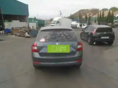 Sloopvoertuig skoda rapid spaceback (nh) cayb van het jaar 2015 aangedreven cayb
