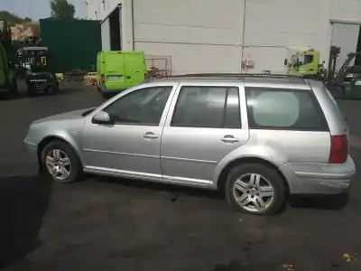 Hurda Aracı volkswagen golf iv variant (1j5) highline yılın 2001 güçlü ajm