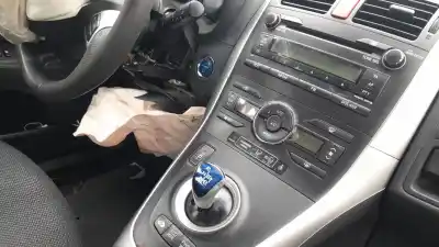 Scrapping Vehicle toyota auris (e15) 2zrfxe of the year 2011 powered 2zrfxe