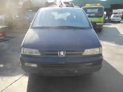 Veicolo di demolizione PEUGEOT 806 * dell'anno 1998 alimentato 