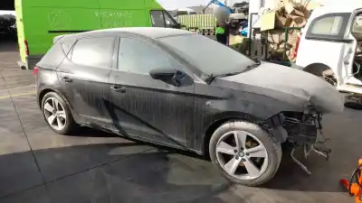 Здавання транспортного засобу seat leon st (5f8) crmb року 2017 потужний crmb