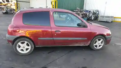 Scrapping Vehicle renault clio ii fase i (b/cb0) f9qr7 of the year 2001 powered f9qr7