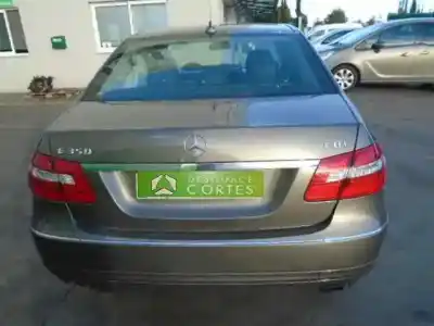 Здавання транспортного засобу mercedes-benz clase e (w212) lim. 642850 року 2011 потужний 642850