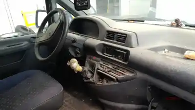 Здавання транспортного засобу citroen jumpy dhx року 2005 потужний dhx