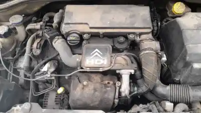 Véhicule à la ferraille citroen c2 d-8hz de l'année 2005 alimenté 8hz