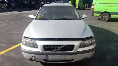 Vehículo de desguace VOLVO S60 BERLINA 2.4 CAT del año 2001 con motor B5244S