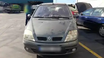 Здавання транспортного засобу RENAULT SCÉNIC I MONOSPACE (JA0/1_, FA0_) 1.9 DCI (JA05, JA1F) року 2003 потужний F9Q732