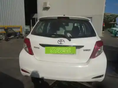 Veicolo di demolizione toyota yaris (ksp1/nlp1/nsp1) 1nd dell'anno 2011 alimentato 1nd