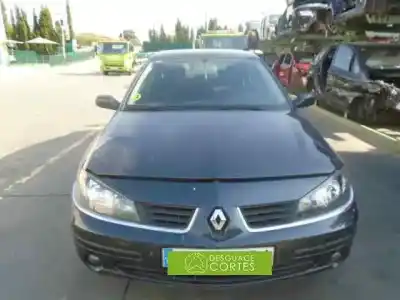 Здавання транспортного засобу renault laguna ii (bg0) f9q758 року 2006 потужний f9q758