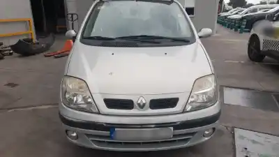 Здавання транспортного засобу RENAULT SCÉNIC I MONOSPACE (JA0/1_, FA0_) 1.9 DTI (JA1U) року 2001 потужний F9Q744