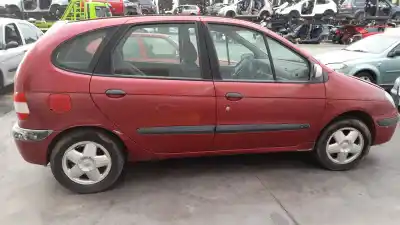 Verschrottungsfahrzeug renault scénic i monospace (ja0/1_, fa0_) 1.9 dti (ja1u) des jahres 2002 angetrieben f9q744