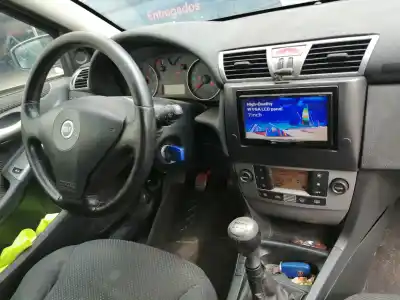 Scrapping Vehicle fiat stilo (192) 192a5000 of the year 2004 powered 192a5000
