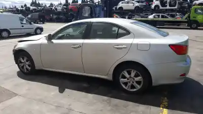 Здавання транспортного засобу lexus is (ds2/is2) 2adfhv року 2006 потужний 2adfhv