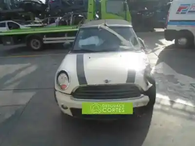 Здавання транспортного засобу MINI CABRIO (R57) N16B16A року 2014 потужний N16B16A