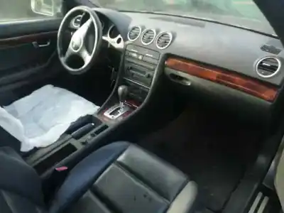 Veículo de Sucata audi a4 b6 descapotable (8h7) 2.5 tdi do ano 2004 alimentado bcz